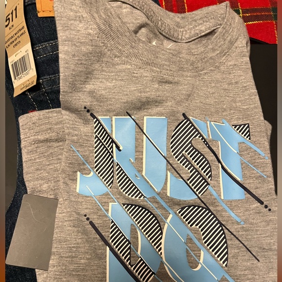 Cute outfit for boys, all new, Size 4tLevis pants, Nike T-shirt - Picture 2 of 6